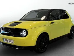 Gul (green) Begagnad 2021 Honda e Halvkombi | 199 000 kr