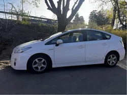 Vit Begagnad 2011 Toyota Prius Halvkombi | 49 900 kr