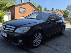 Svart Begagnad 2009 Mercedes C320 Kombi | 70 000 kr (Superpris)