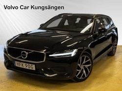 Svart Begagnad 2019 Volvo V60 Momentum Kombi | 249 900 kr (Marknadspris)