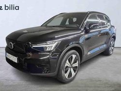 Svart Begagnad 2023 Volvo XC40 Single Motor SUV | 339 900 kr