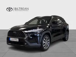 Svart Begagnad 2024 Toyota Corolla Cross Style SUV | 399 000 kr (Marknadspris)