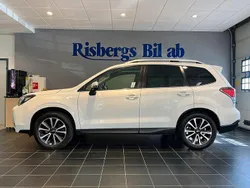 Vit Begagnad 2017 Subaru Forester SUV | 249 900 kr (Lite dyr)