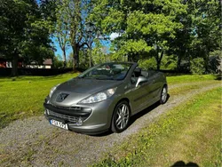 Grå Begagnad 2007 Peugeot 207 CC Cab | 24 900 kr (Superpris)