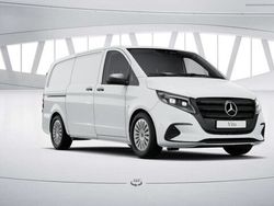 Svart Ny 2025 Mercedes Vito Minibuss | 628 975 kr (Marknadspris)