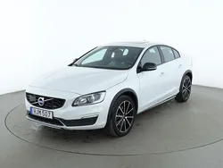Vit Begagnad 2016 Volvo S60 CC Summum Sedan | 241 000 kr (Lite dyr)