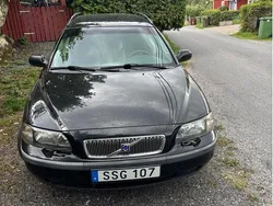 Svart Begagnad 2001 Volvo V70 Kombi | 7 000 kr (Bra pris)