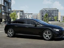 Ny 2025 Mercedes EQE350 AMG line Sedan | 796 650 kr (Marknadspris)