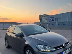 Grå Begagnad 2018 VW Golf VII Halvkombi | 132 500 kr (Marknadspris)