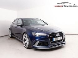 Mörkblå (blå) Begagnad 2016 Audi RS6 Performance Kombi | 629 900 kr (Marknadspris)