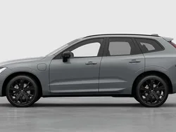 Grå Ny 2025 Volvo XC60 SUV | 646 100 kr (Lite dyr)