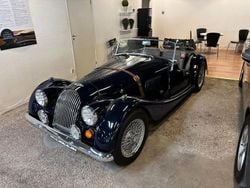 Mörkblå Begagnad 1975 Morgan 4/4 Cab | 269 000 kr