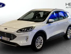 Begagnad 2022 Ford Kuga Titanium SUV | 269 900 kr (Bra pris)