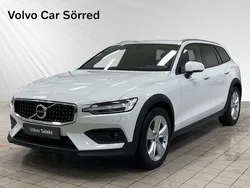 Vit Begagnad 2019 Volvo V60 CC SE Kombi | 319 000 kr (Lite dyr)