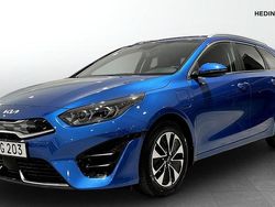 Blå (blue) Begagnad 2023 Kia Ceed Sportswagon Kombi | 259 900 kr (Marknadspris)
