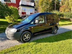 Svart Begagnad 2009 VW Caddy Minibuss | 33 000 kr (Bra pris)