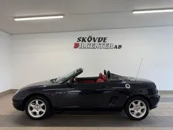 Svart Begagnad 1999 MG F Cab | 49 500 kr