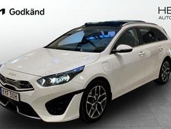Vit (white) Begagnad 2022 Kia Ceed Sportswagon 2 Kombi | 279 900 kr (Lite dyr)