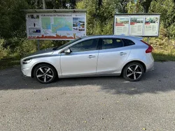 Silver Begagnad 2019 Volvo V40 R-Design Kombi | 225 000 kr (Lite dyr)
