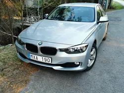 Silver Begagnad 2013 BMW 320 Sedan | 139 900 kr (Bra pris)