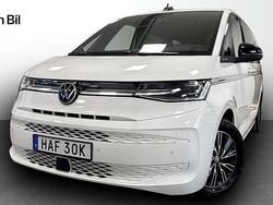 Vit Begagnad 2024 VW Multivan Style Van | 579 900 kr