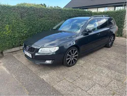 Grå Begagnad 2016 Volvo V70 Standard Kombi | 152 000 kr (Marknadspris)