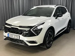 Vit Begagnad 2023 Kia Sportage 3 SUV | 388 900 kr (Marknadspris)