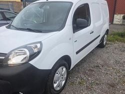 Vit Begagnad 2019 Renault Kangoo Van | 85 000 kr (Marknadspris)