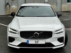 Vit Begagnad 2021 Volvo S60 R-Design Sedan | 325 000 kr (Superpris)