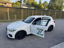 Vit Begagnad 2017 BMW M140 M Sport Halvkombi | 150 000 kr