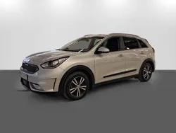Grå Begagnad 2018 Kia Niro 2 SUV | 179 000 kr (Marknadspris)