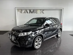 Svart Begagnad 2015 Suzuki Vitara GL SUV | 129 000 kr (Marknadspris)