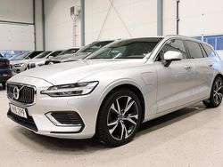 Silver Begagnad 2021 Volvo V60 Kombi | 359 800 kr (Marknadspris)