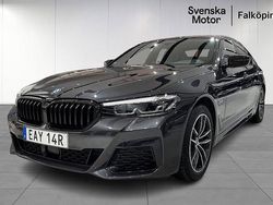 Grå Begagnad 2022 BMW 530e M Sport Sedan | 469 900 kr (Dyr)