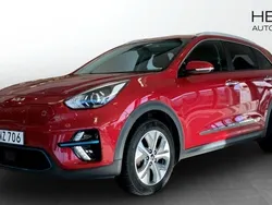Röd (red) Begagnad 2022 Kia e-Niro Advance SUV | 268 000 kr (Bra pris)