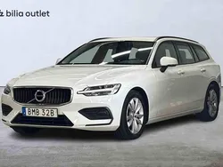 Vit Begagnad 2020 Volvo V60 Kombi | 239 900 kr (Marknadspris)