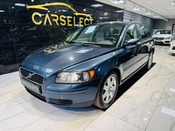 Blå Begagnad 2005 Volvo S40 Sedan | 29 000 kr (Marknadspris)