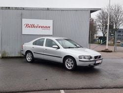 Ljusgrå Begagnad 2003 Volvo S60 Business Edition Sedan | 24 900 kr (Marknadspris)