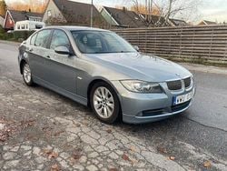Grå Begagnad 2005 BMW 325 Advantage Sedan | 39 900 kr (Bra pris)