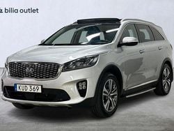 Grå Begagnad 2018 Kia Sorento 2 SUV | 314 900 kr (Marknadspris)