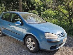 Blå Begagnad 2006 VW Golf V Trendline Halvkombi | 26 000 kr (Lite dyr)