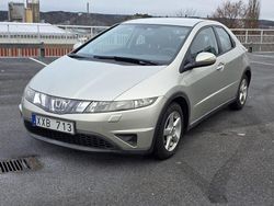 Begagnad 2007 Honda Civic Halvkombi | 34 000 kr (Marknadspris)