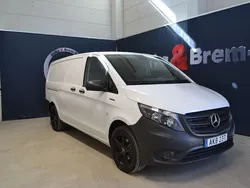 Vit Begagnad 2022 Mercedes e-Vito Minibuss | 219 000 kr