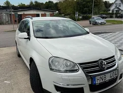 Vit Begagnad 2008 VW Golf Kombi | 52 000 kr (Marknadspris)