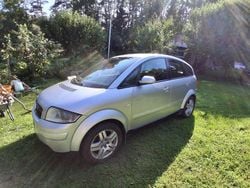 Silver Begagnad 2002 Audi A2 Halvkombi | 19 900 kr (Marknadspris)