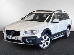 Vit Begagnad 2016 Volvo XC70 Standard SUV | 209 900 kr (Marknadspris)