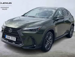 Grön Begagnad 2022 Lexus NX450h+ SUV | 589 000 kr