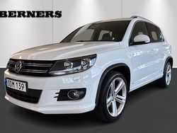 Vit Begagnad 2015 VW Tiguan R-line SUV | 149 900 kr (Marknadspris)