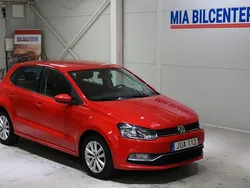Röd Begagnad 2015 VW Polo S Halvkombi | 109 000 kr (Marknadspris)
