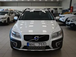 Vit Begagnad 2013 Volvo XC70 Summum SUV | 199 900 kr (Lite dyr)